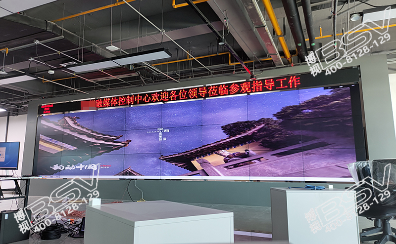 P20724-160702.jpg P20724-160702.jpg